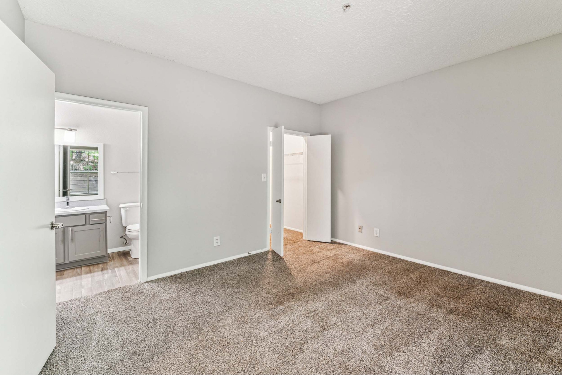 waterford-creek-charlotte-rentals-bedroom-6