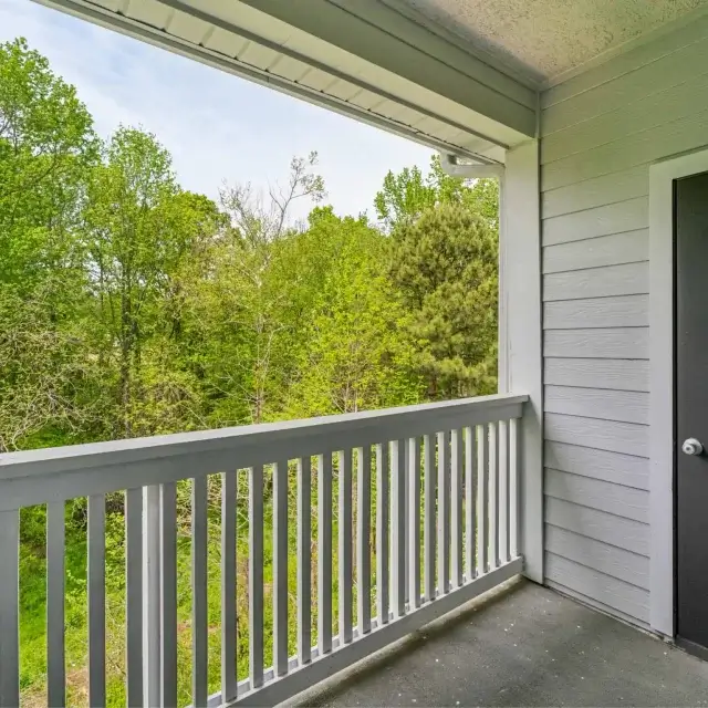 waterford-creek-balcony