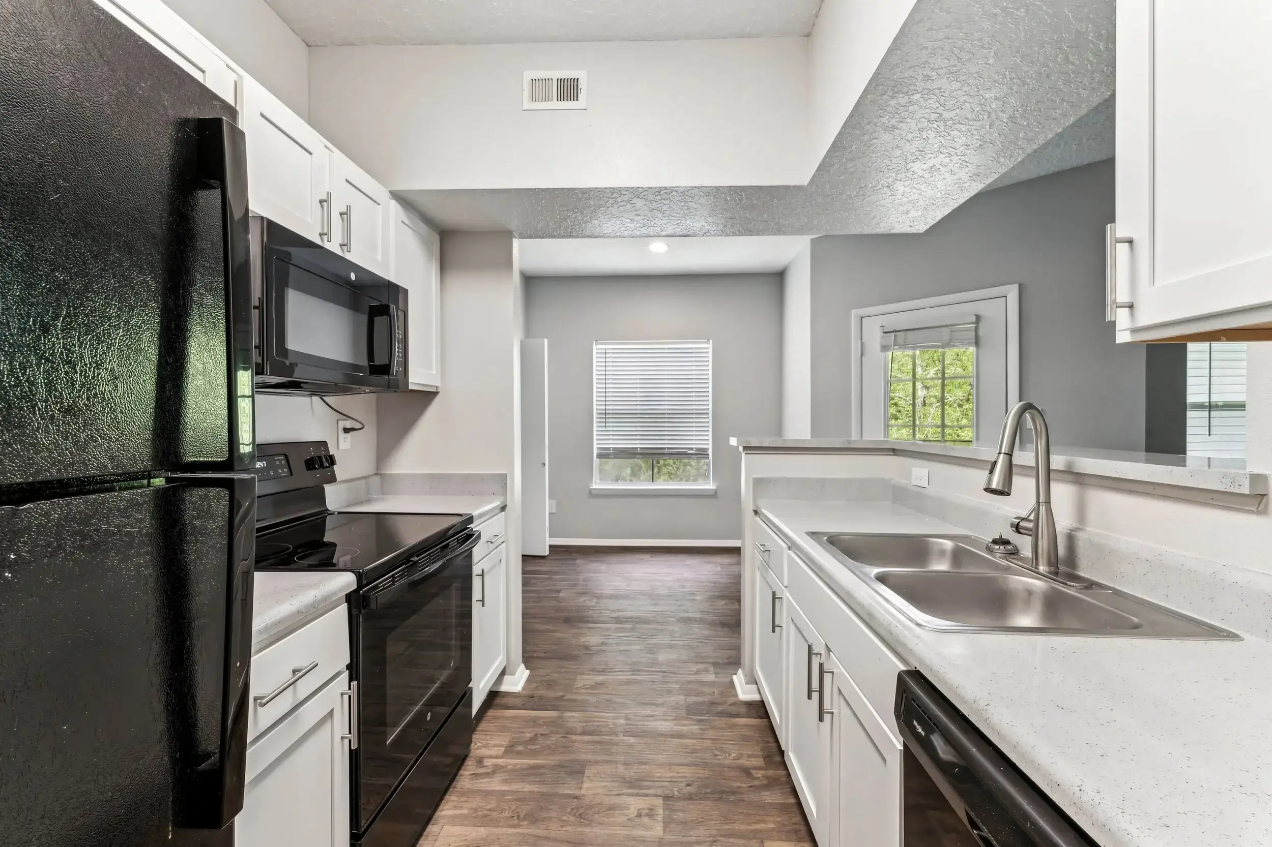 waterford-creek-kitchen